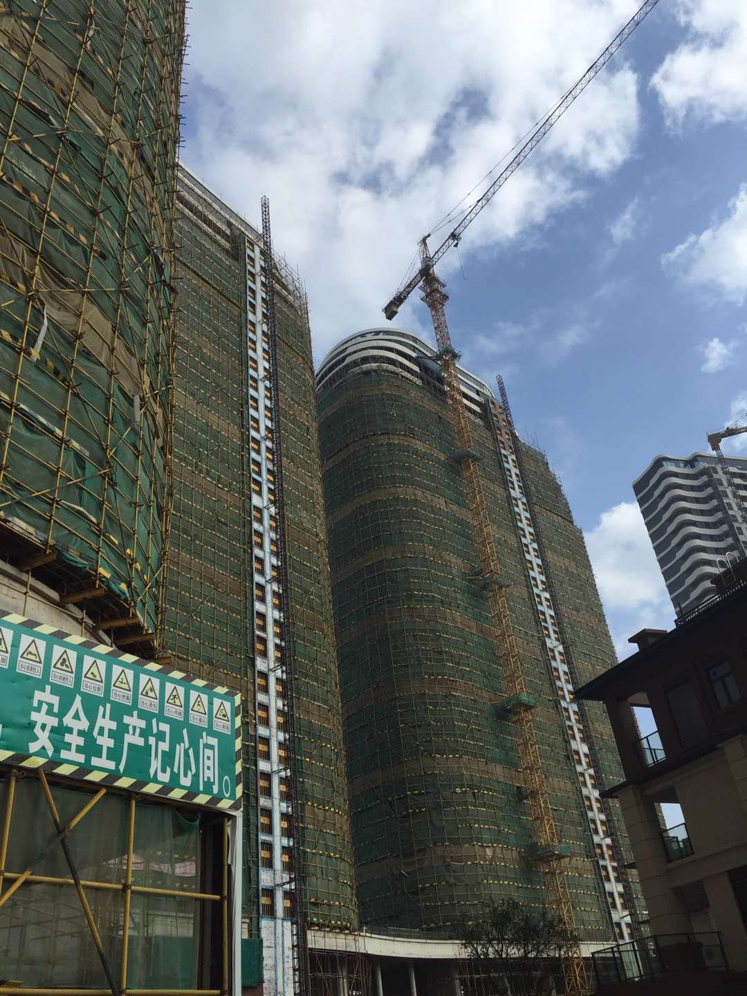 深圳市海角国精产品免费塑胶有限公司